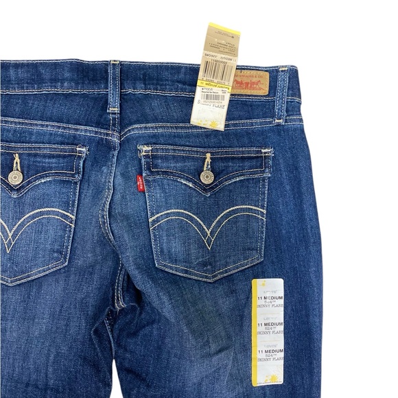 Levi’s 524 Too Super Low Flare Leg Distressed Denim Jeans Size 11 - Picture 9 of 11